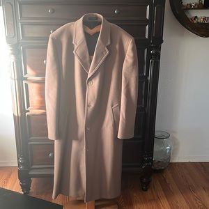 Woman’s Perry Ellis Coat